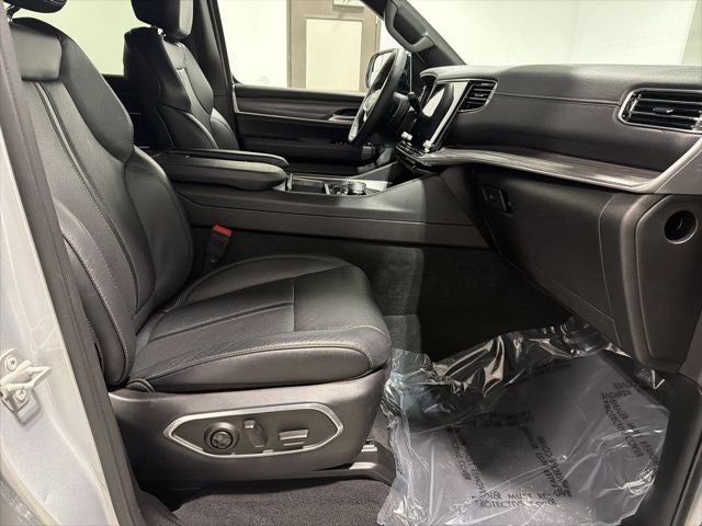 2024 Jeep Wagoneer L Series II 4x4