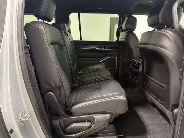 2024 Jeep Wagoneer L Series II 4x4