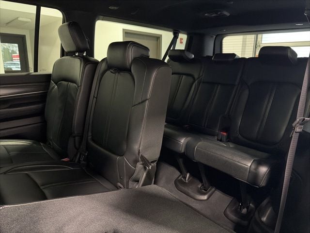 2024 Jeep Wagoneer L Series II 4x4