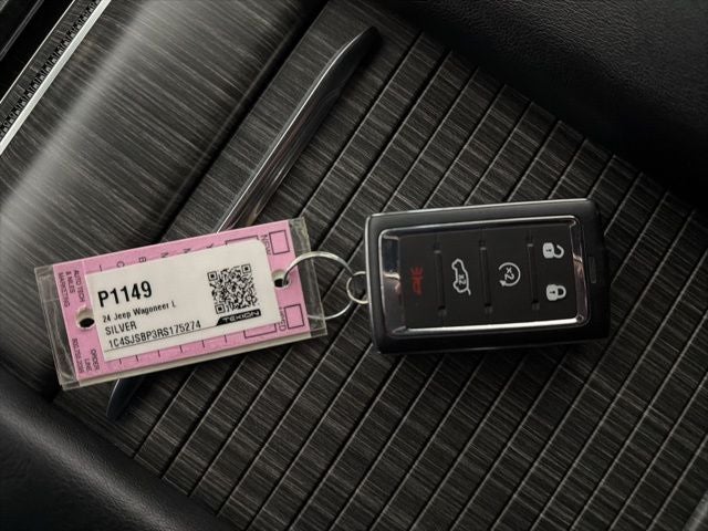 2024 Jeep Wagoneer L Series II 4x4