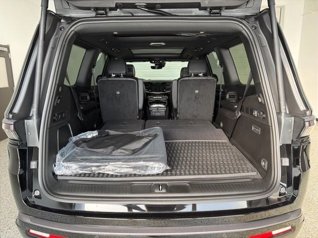 2026 Jeep Grand Wagoneer GRAND WAGONEER LIMITED RESERVE 4X4