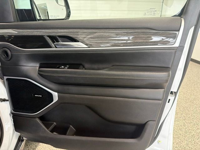 2022 Jeep Wagoneer Series III 4x4