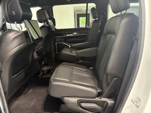2022 Jeep Wagoneer Series III 4x4