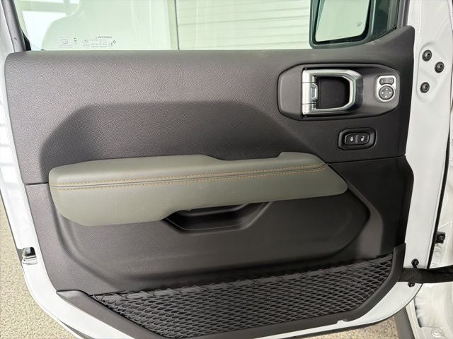 2026 Jeep Gladiator GLADIATOR MOJAVE X 4X4