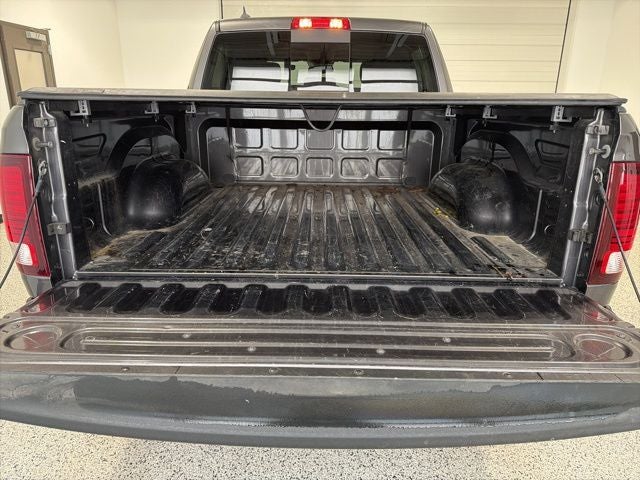 2019 RAM 1500 Classic Warlock Crew Cab 4x4 5'7' Box