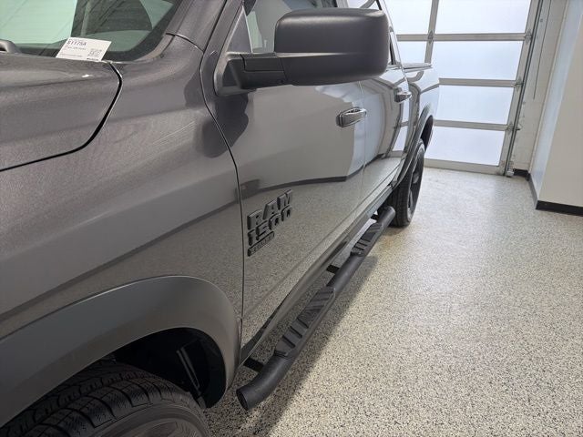 2019 RAM 1500 Classic Warlock Crew Cab 4x4 5'7' Box