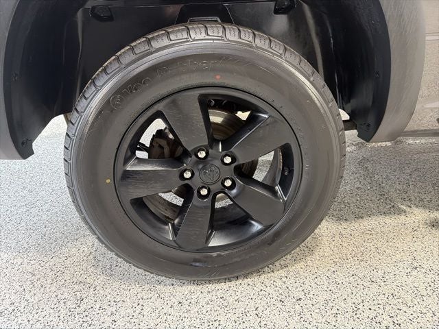 2019 RAM 1500 Classic Warlock Crew Cab 4x4 5'7' Box