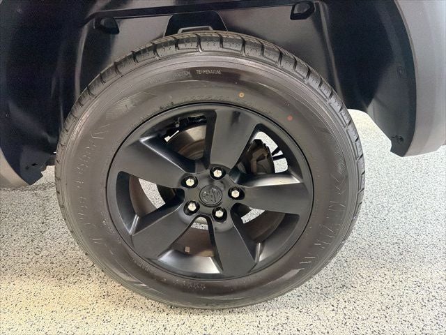 2019 RAM 1500 Classic Warlock Crew Cab 4x4 5'7' Box