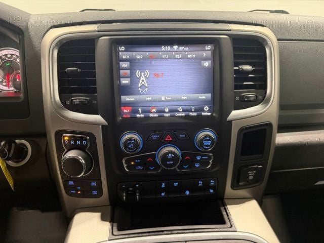 2019 RAM 1500 Classic Big Horn Crew Cab 4x4 5'7' Box