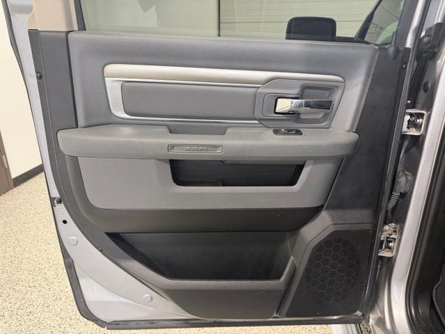 2019 RAM 1500 Classic Big Horn Crew Cab 4x4 5'7' Box
