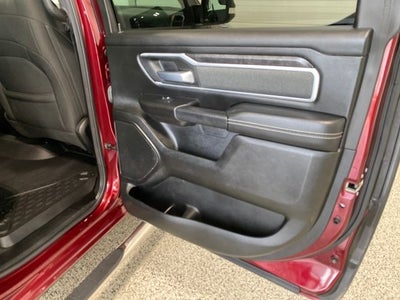 2022 RAM 1500 Big Horn Crew Cab 4x4 5'7' Box