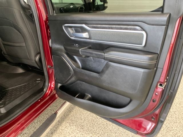 2022 RAM 1500 Big Horn Crew Cab 4x4 5'7' Box