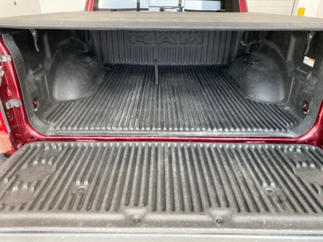 2022 RAM 1500 Big Horn Crew Cab 4x4 5'7' Box