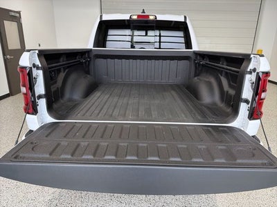 2026 RAM 1500 Big Horn Crew Cab 4x4 5'7' Box