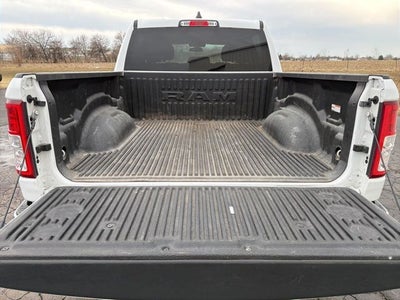 2022 RAM 1500 Big Horn Crew Cab 4x4 5'7' Box