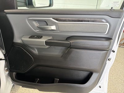 2022 RAM 1500 Big Horn Crew Cab 4x4 5'7' Box