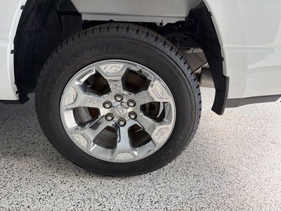 2022 RAM 1500 Big Horn Crew Cab 4x4 5'7' Box