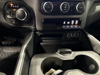 2022 RAM 1500 Big Horn Crew Cab 4x4 5'7' Box