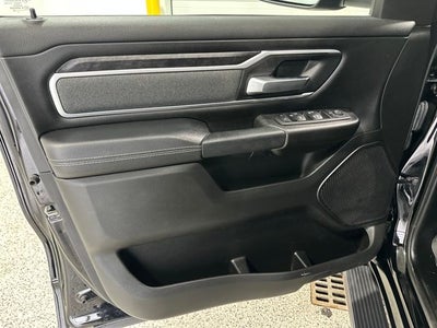 2022 RAM 1500 Big Horn Crew Cab 4x4 5'7' Box