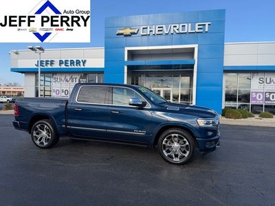 2022 RAM 1500 Limited Crew Cab 4x4 5'7' Box