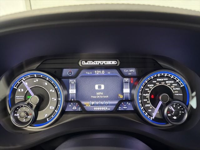 2022 RAM 1500 Limited Crew Cab 4x4 5'7' Box