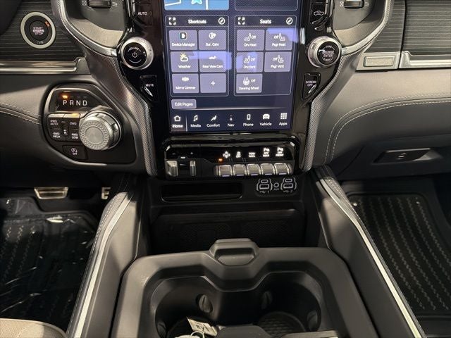 2022 RAM 1500 Limited Crew Cab 4x4 5'7' Box