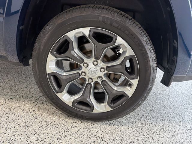 2022 RAM 1500 Limited Crew Cab 4x4 5'7' Box