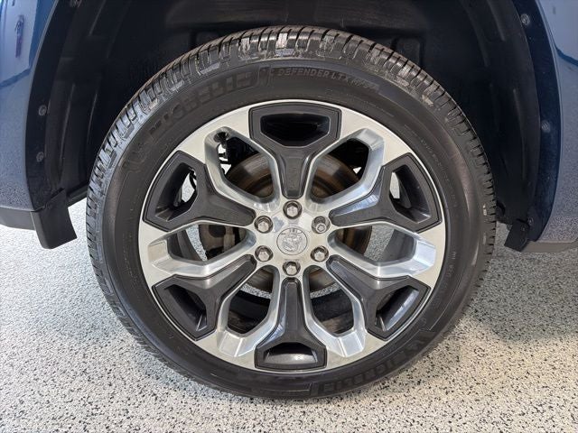 2022 RAM 1500 Limited Crew Cab 4x4 5'7' Box