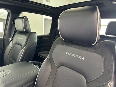 2025 RAM Ram 1500 RAM 1500 LARAMIE CREW CAB 4X4 5'7' BOX