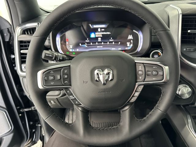 2025 RAM Ram 1500 RAM 1500 LARAMIE CREW CAB 4X4 5'7' BOX