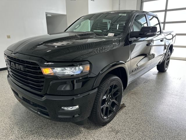2025 RAM Ram 1500 RAM 1500 LARAMIE CREW CAB 4X4 5'7' BOX