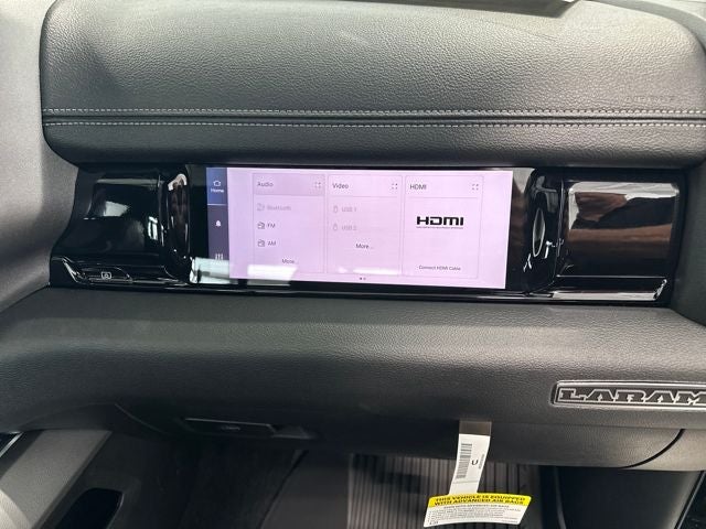 2025 RAM Ram 1500 RAM 1500 LARAMIE CREW CAB 4X4 5'7' BOX