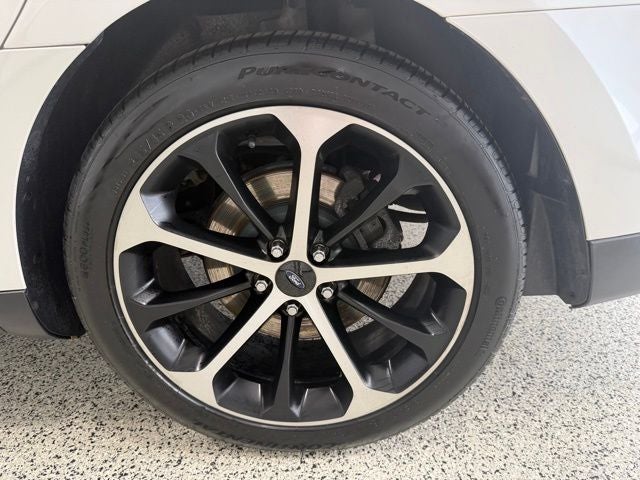 2016 Ford Taurus SEL