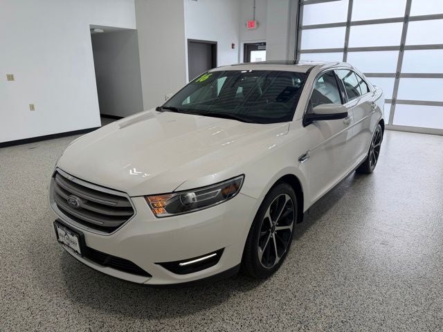 2016 Ford Taurus SEL