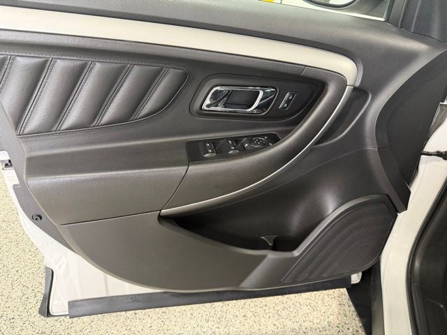 2016 Ford Taurus SEL