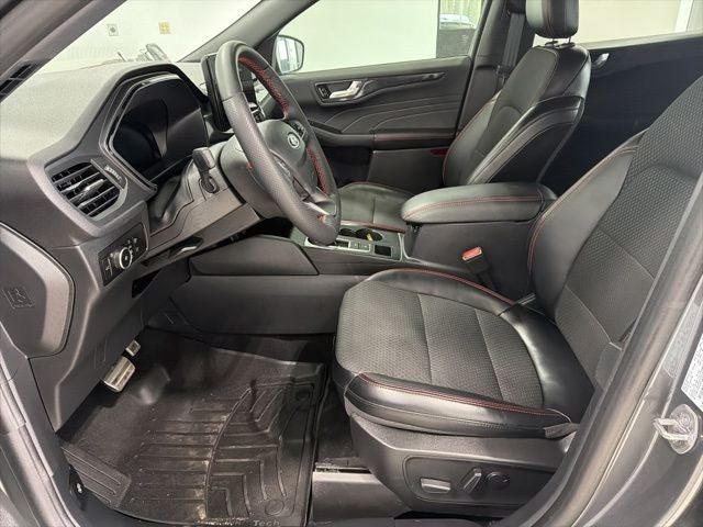 2023 Ford Escape ST-Line Elite