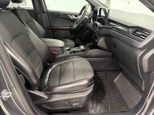 2023 Ford Escape ST-Line Elite