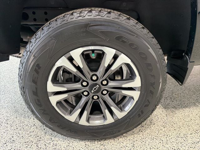 2022 Chevrolet Colorado 4WD Crew Cab Short Box Z71