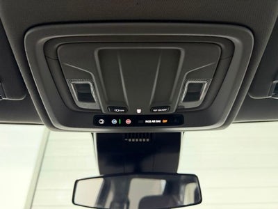 2023 Chevrolet Silverado 1500 4WD Crew Cab Short Bed Custom