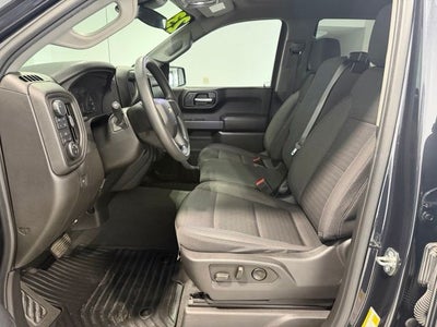 2023 Chevrolet Silverado 1500 4WD Crew Cab Short Bed Custom