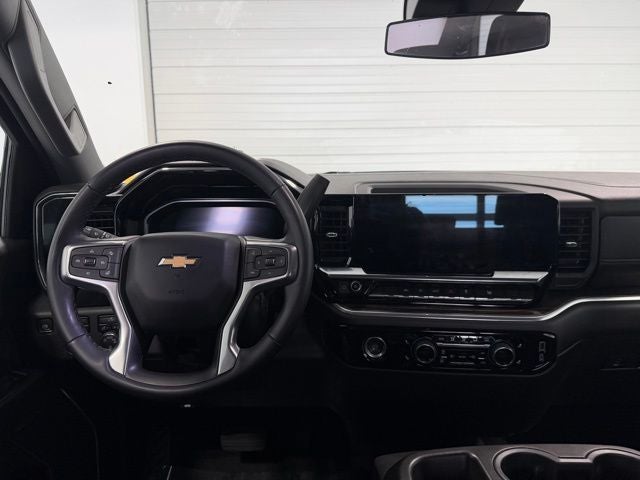 2024 Chevrolet Silverado 1500 4WD Crew Cab Short Bed LT with 2FL