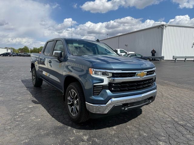 2024 Chevrolet Silverado 1500 4WD Crew Cab Short Bed LT with 2FL
