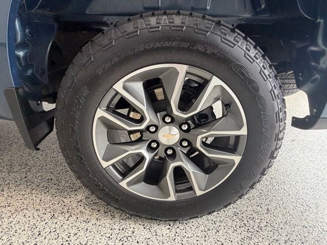 2024 Chevrolet Silverado 1500 4WD Crew Cab Short Bed LT with 2FL