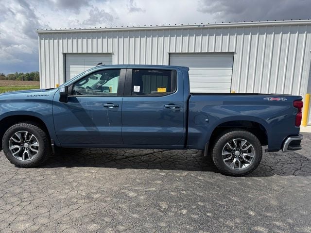 2024 Chevrolet Silverado 1500 4WD Crew Cab Short Bed LT with 2FL