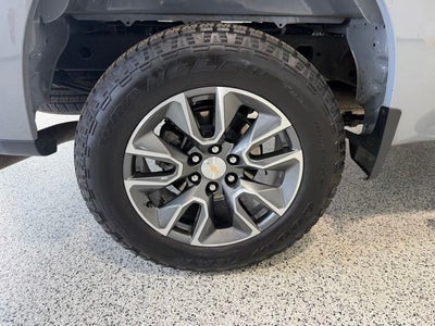 2024 Chevrolet Silverado 1500 4WD Crew Cab Short Bed LT with 2FL