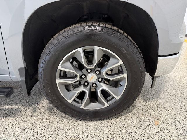 2024 Chevrolet Silverado 1500 4WD Crew Cab Short Bed LT with 2FL