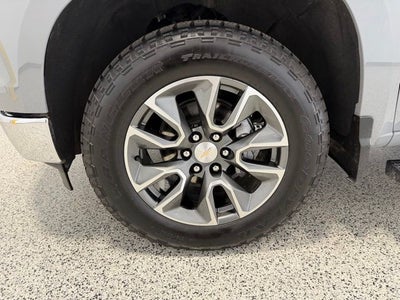 2024 Chevrolet Silverado 1500 4WD Crew Cab Short Bed LT with 2FL
