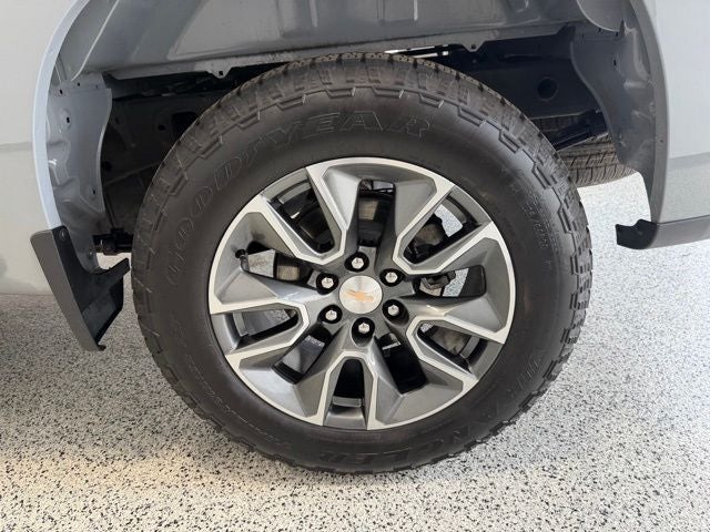 2024 Chevrolet Silverado 1500 4WD Crew Cab Short Bed LT with 2FL