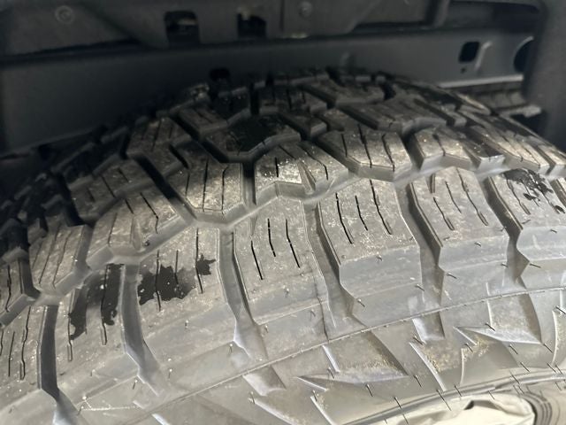 2024 Chevrolet Colorado 4WD LT