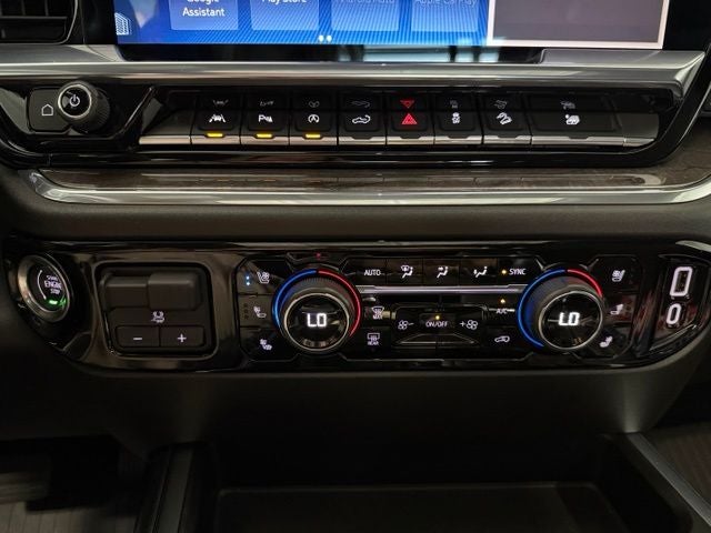 2023 Chevrolet Silverado 1500 4WD Crew Cab Short Bed LTZ